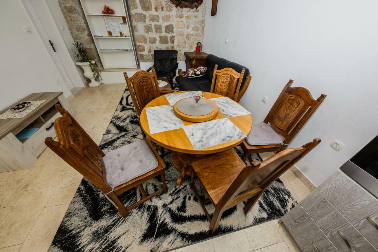 Apartman Lavanda Kaštela Eksteriør billede
