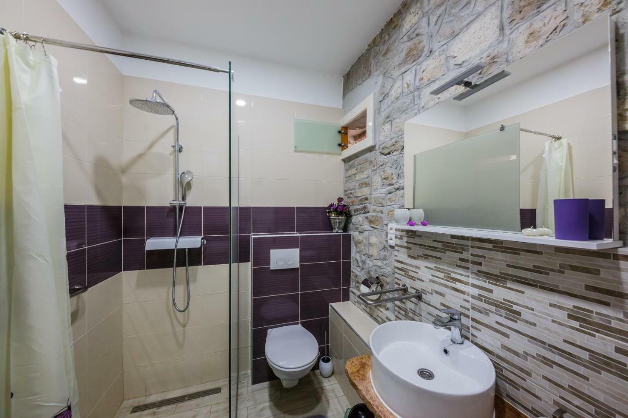 Apartman Lavanda Kaštela Eksteriør billede